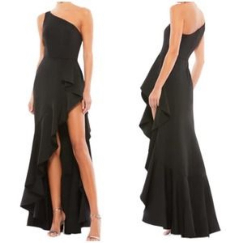 NWT Mac Duggal Elegant Black One-Shoulder Gown